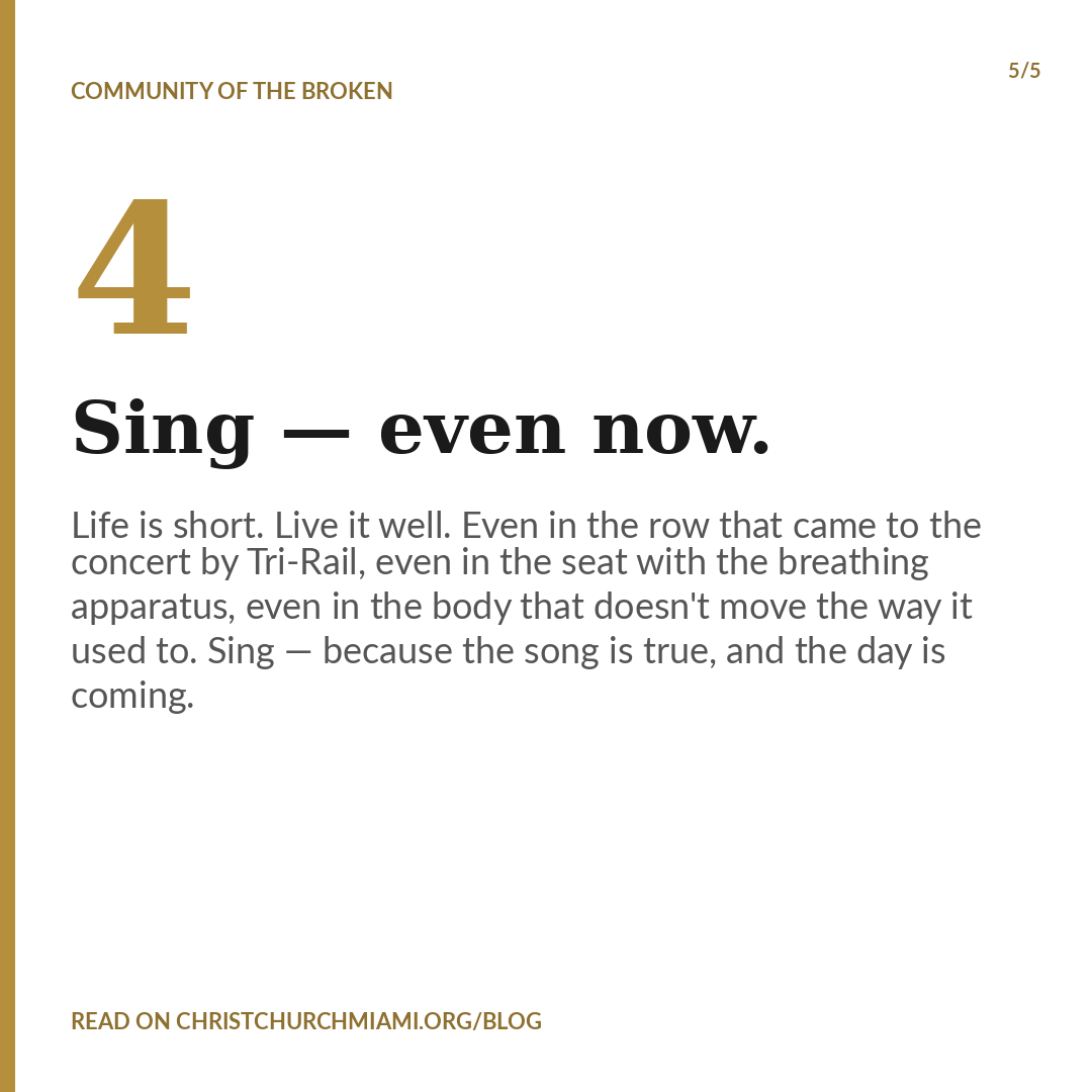 05-carousel-05-sing